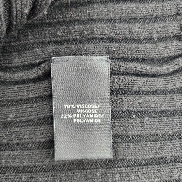 LAFAYETTE 148 NEW YORK Black Rib Knit V-Neck Sweater - Picture 4 of 4